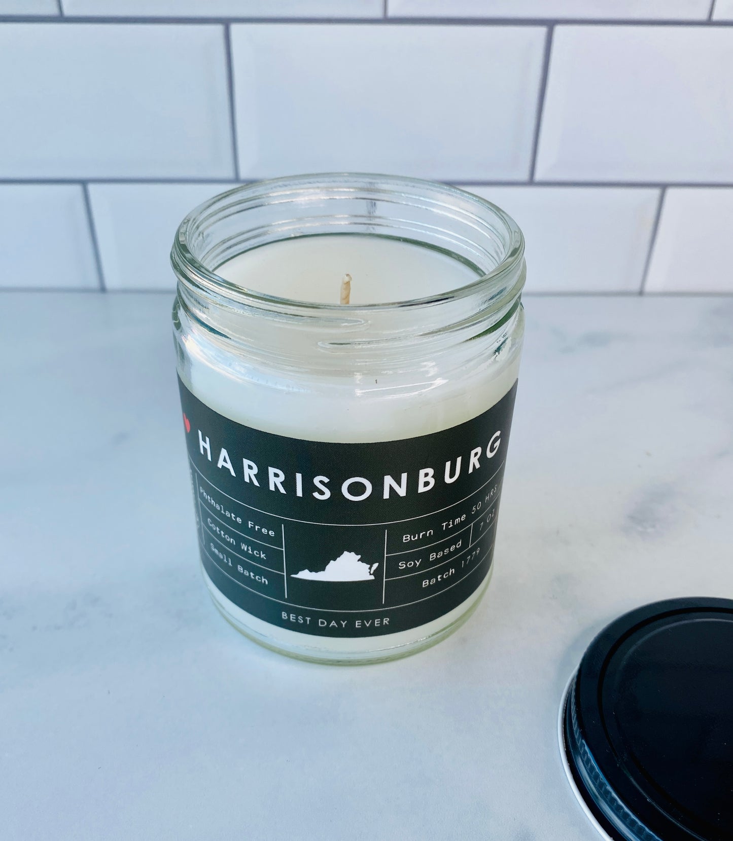 Harrisonburg, VA Candle