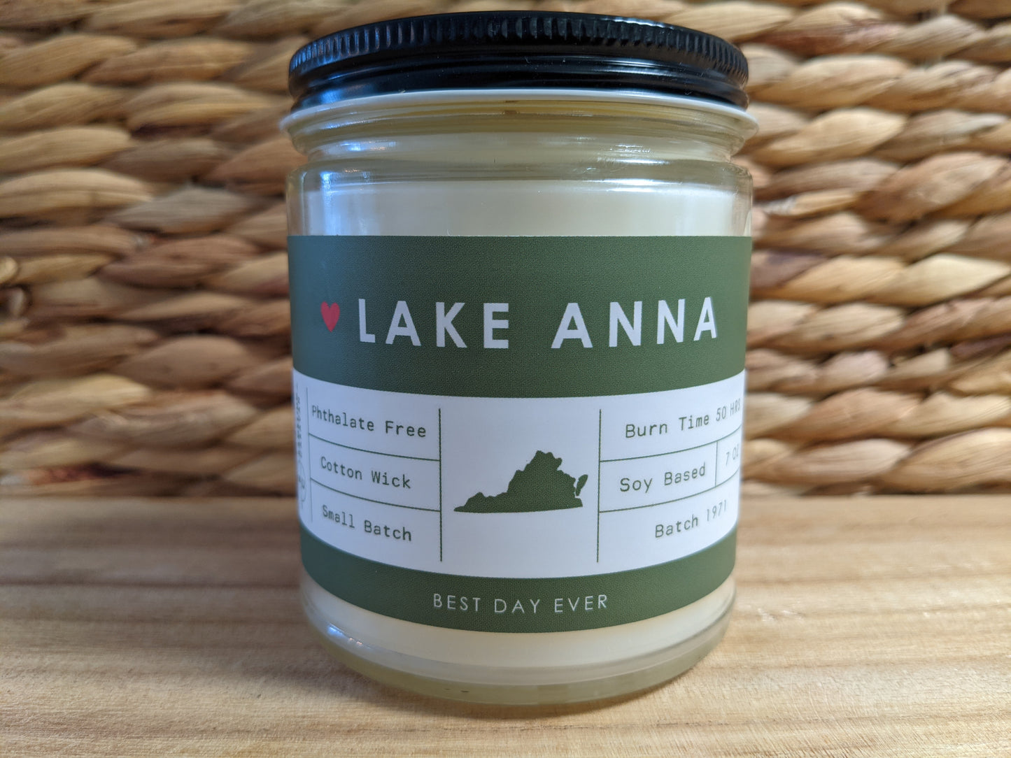 Lake Anna, VA Candle