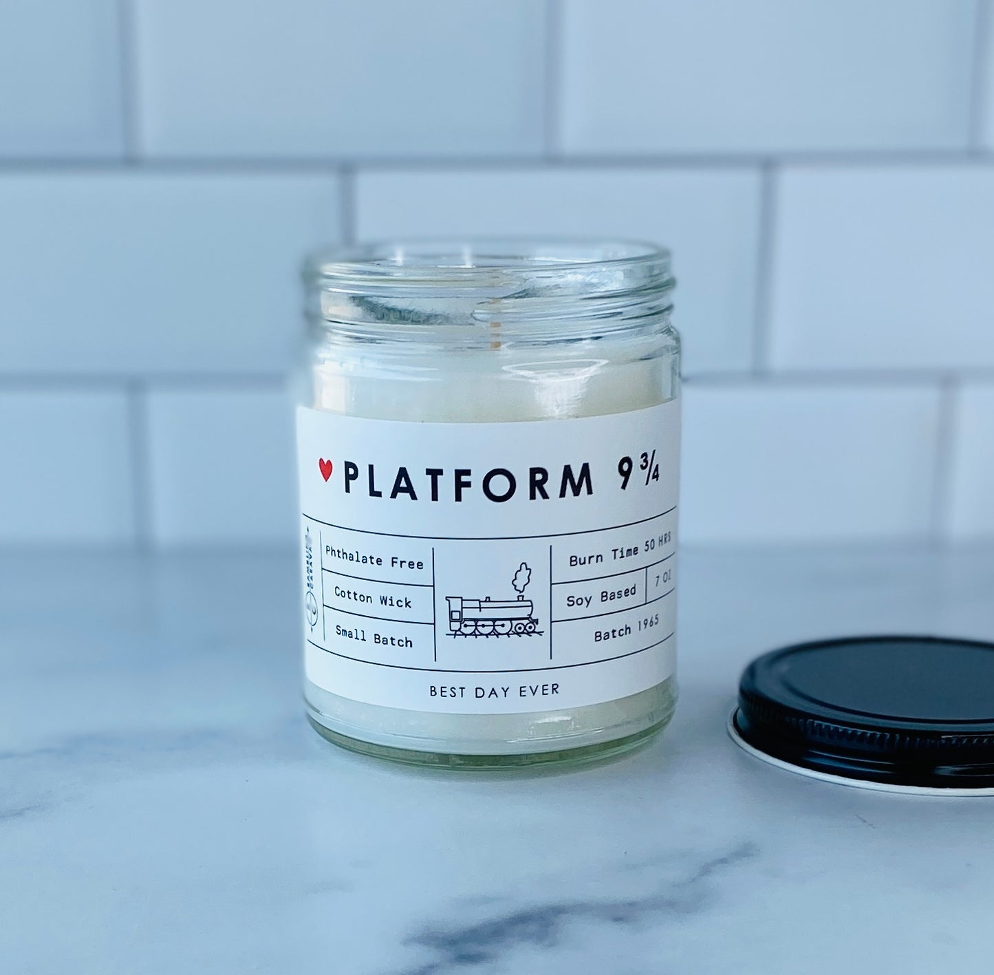 Platform 9 3/4 Candle
