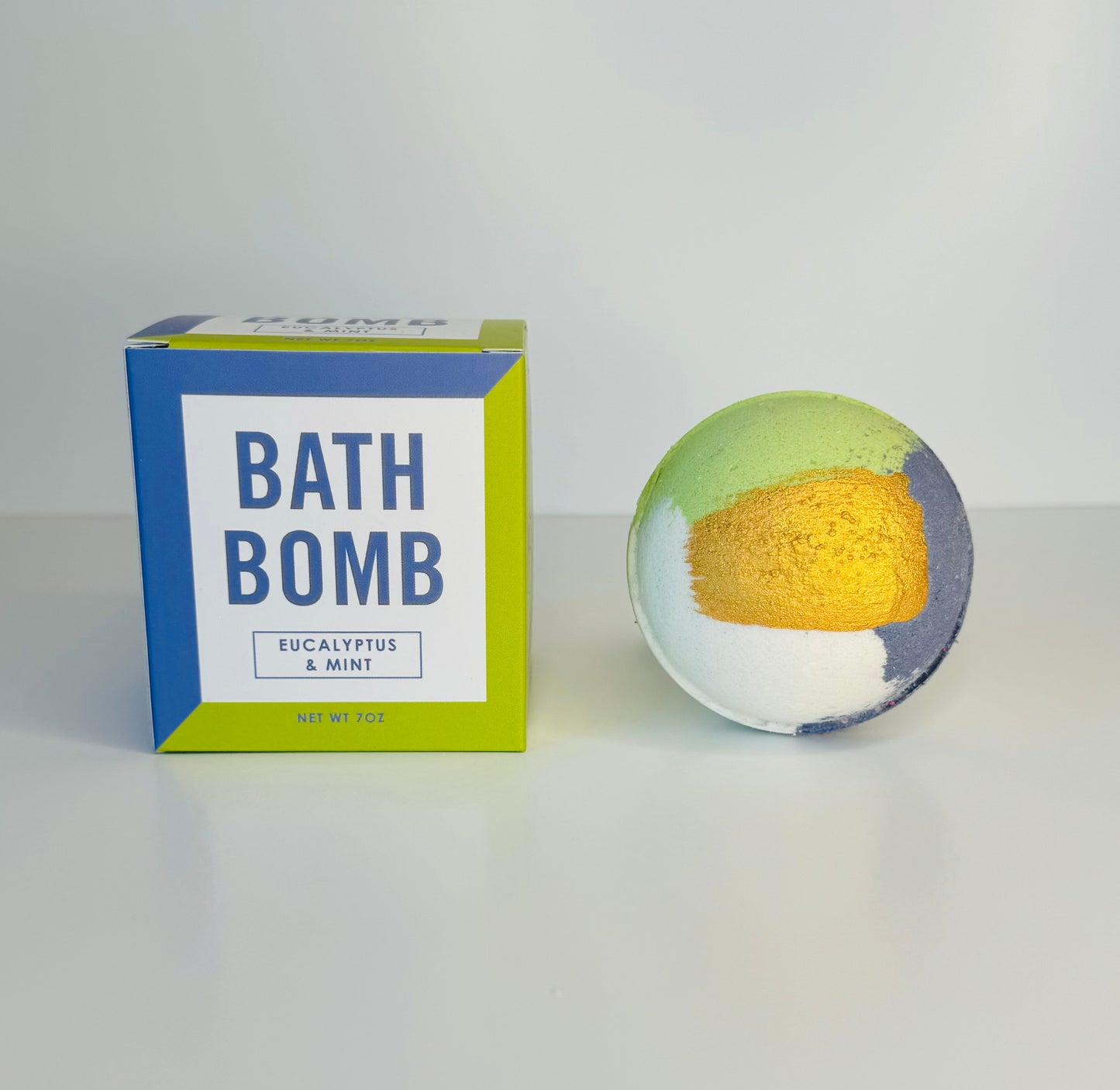 Bath Bomb - Eucalyptus & Mint