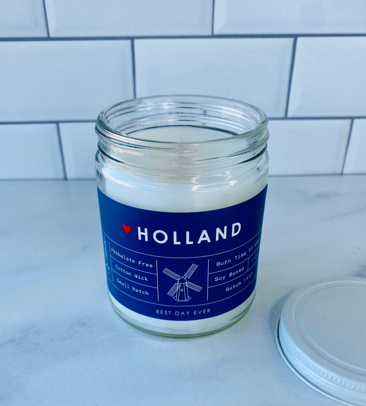Holland Candle