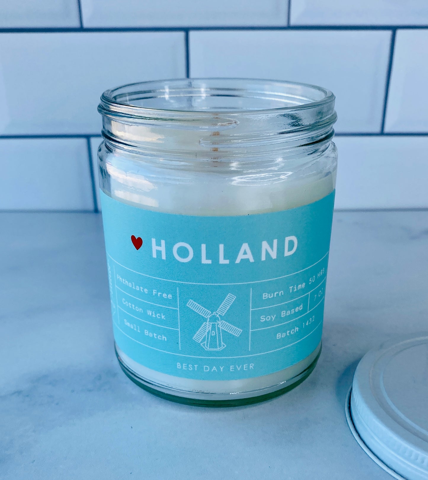Holland Candle