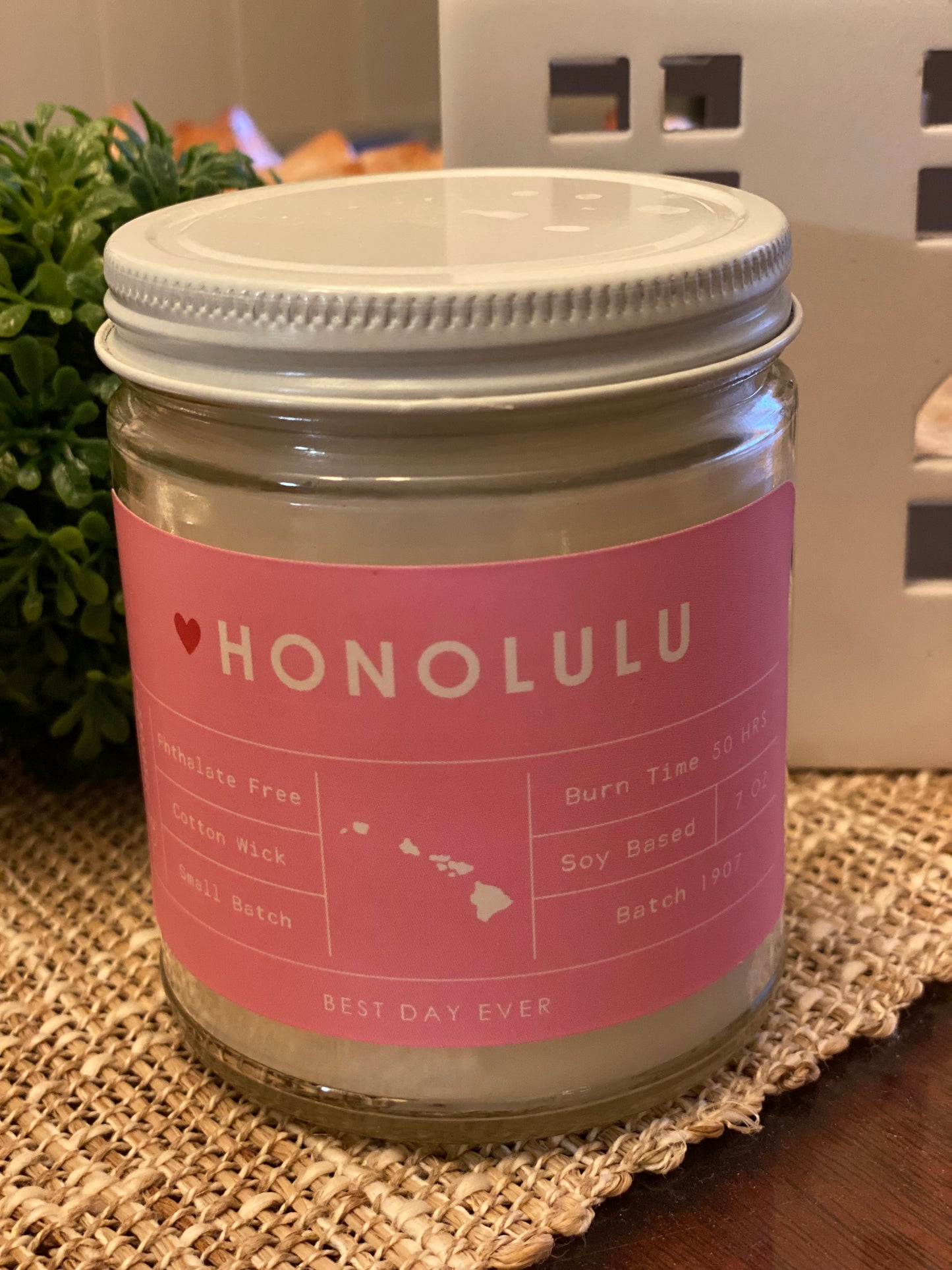 Honolulu, HI Candle