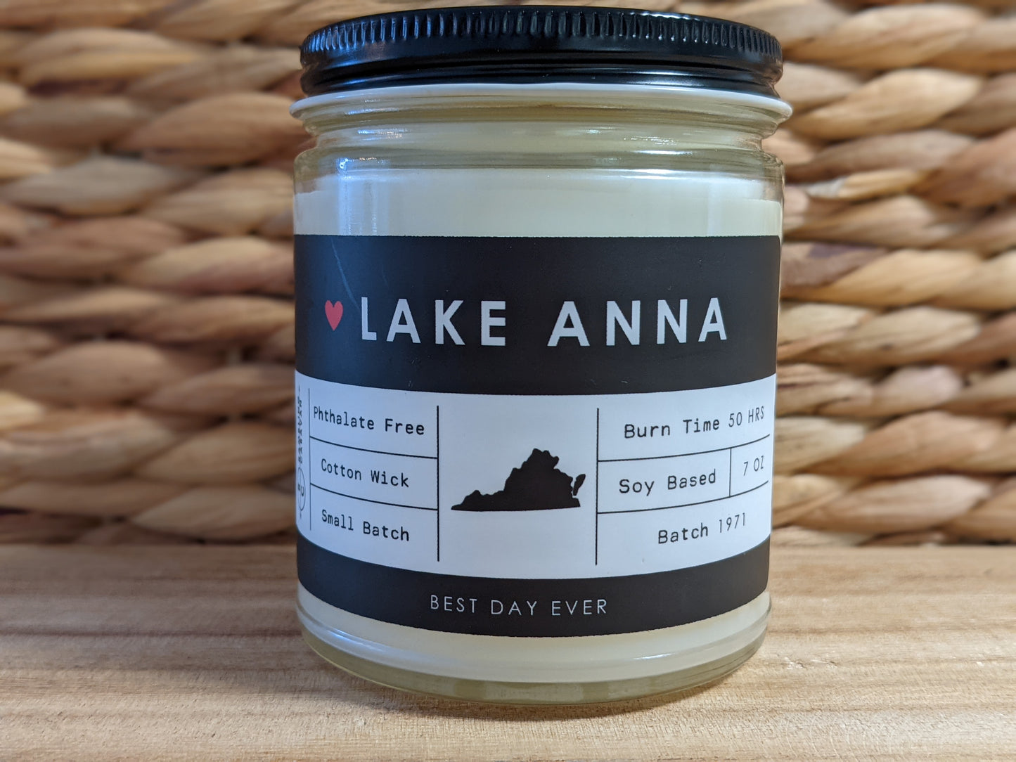 Lake Anna, VA Candle
