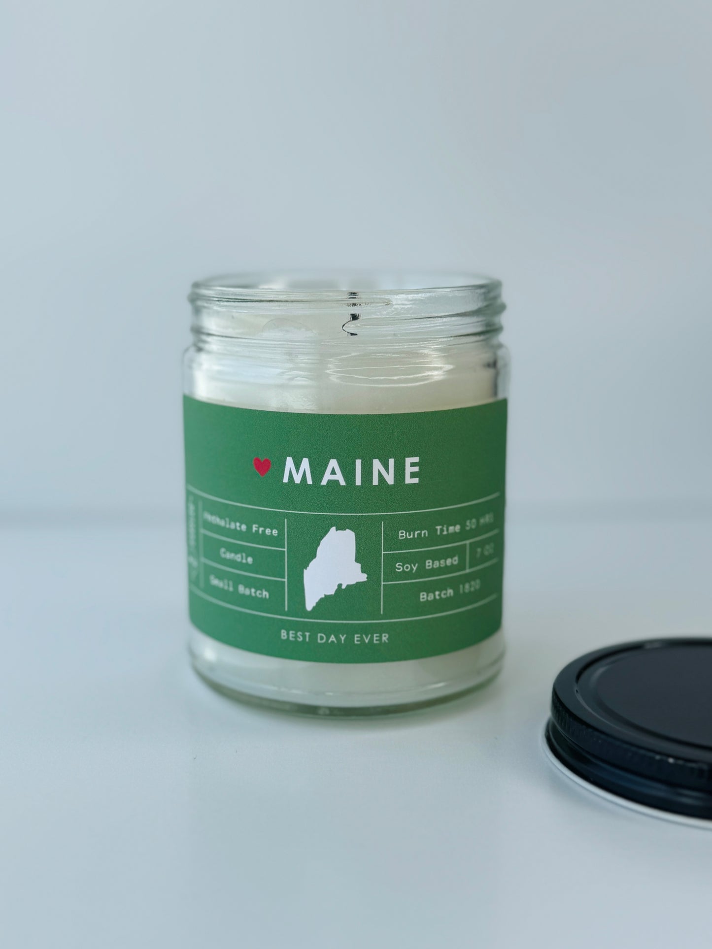 Maine Candle