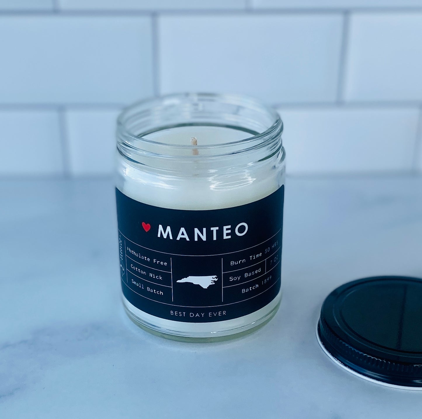 Manteo, Outer Banks, NC Candle