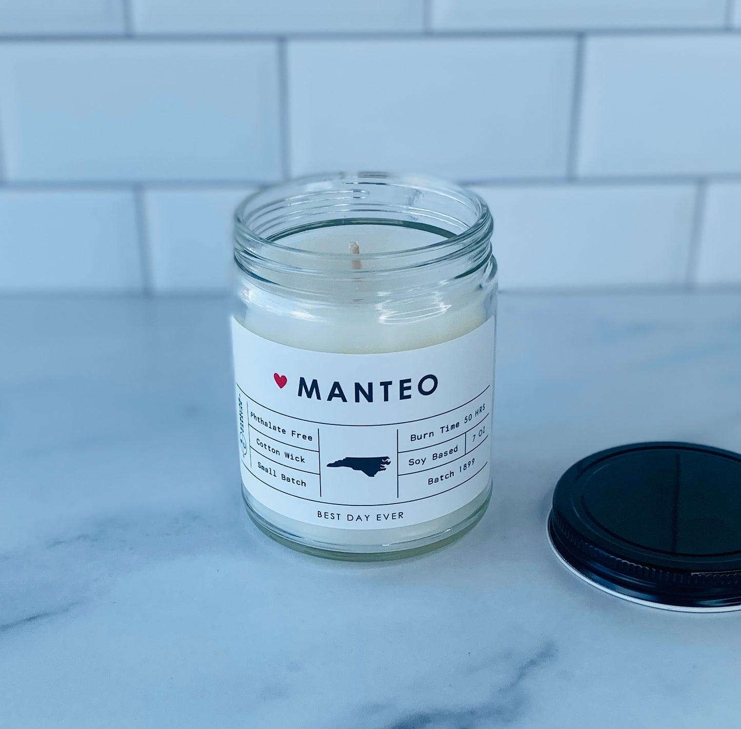 Manteo, Outer Banks, NC Candle